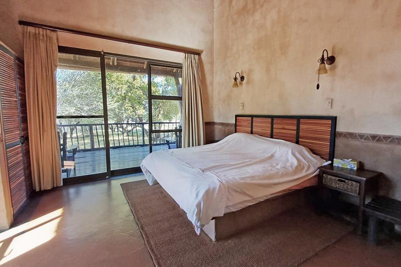 5 Bedroom Property for Sale in Vaalkop Dam North West